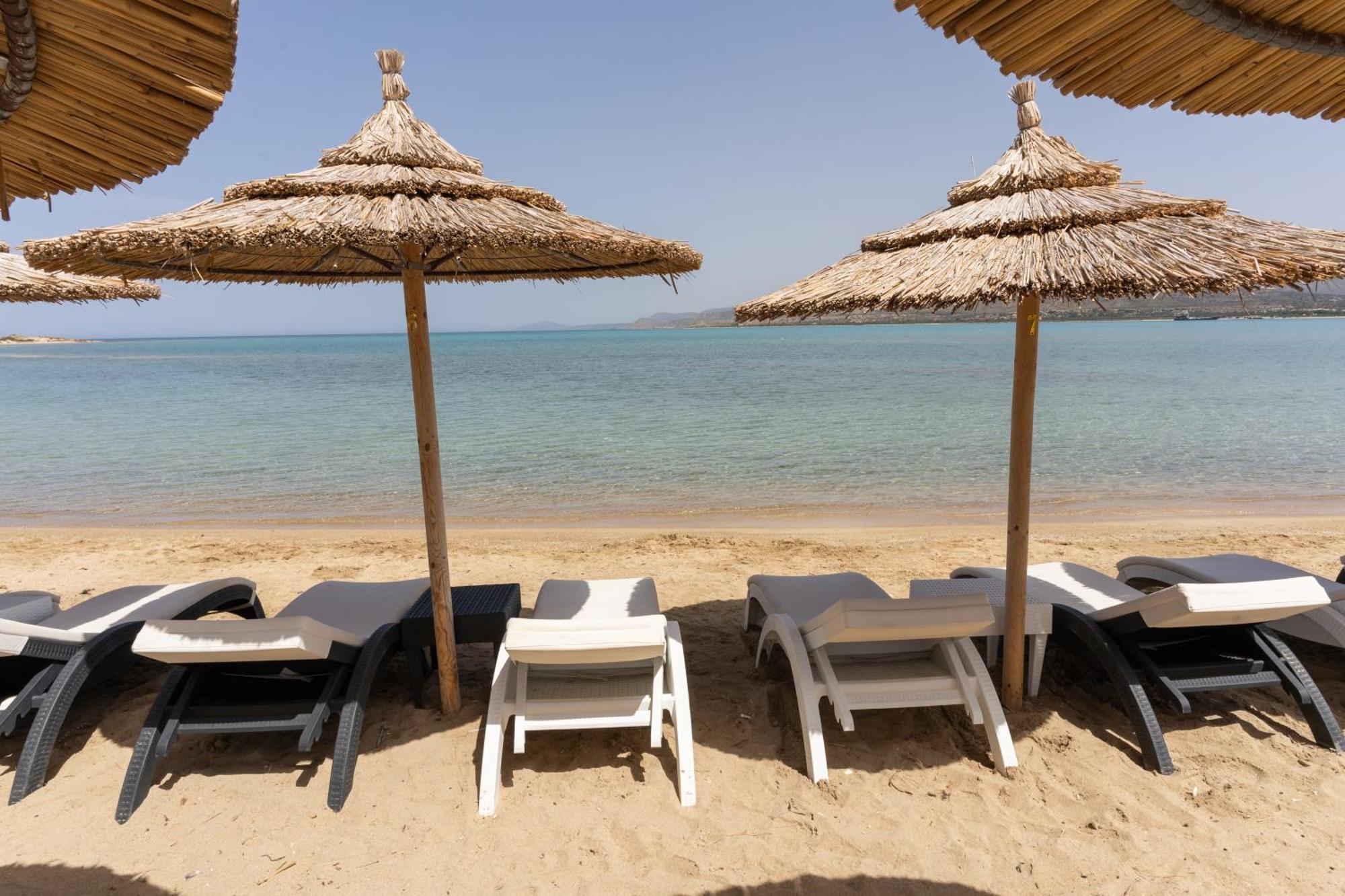 Coralli Rooms & Restaurant Elafonissos Exterior foto